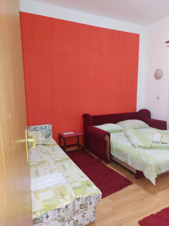 Apartmani Knezevic 兹拉蒂博尔 外观 照片