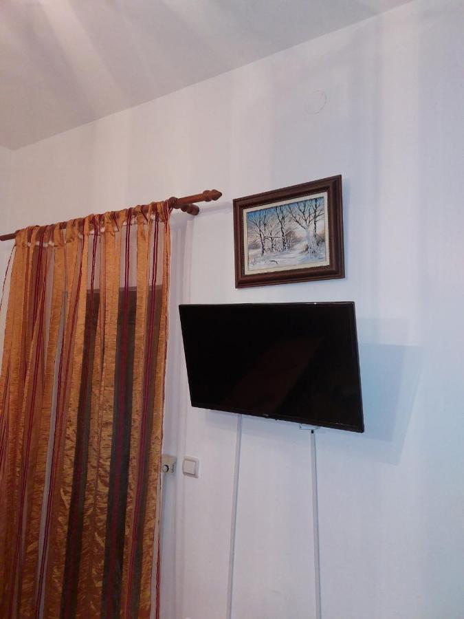 Apartmani Knezevic 兹拉蒂博尔 外观 照片