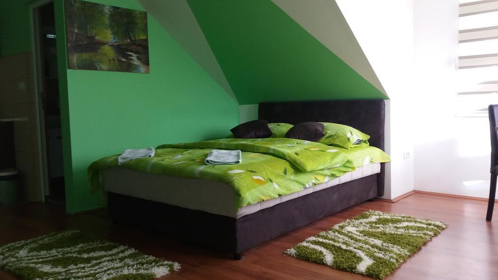 Apartmani Knezevic 兹拉蒂博尔 外观 照片