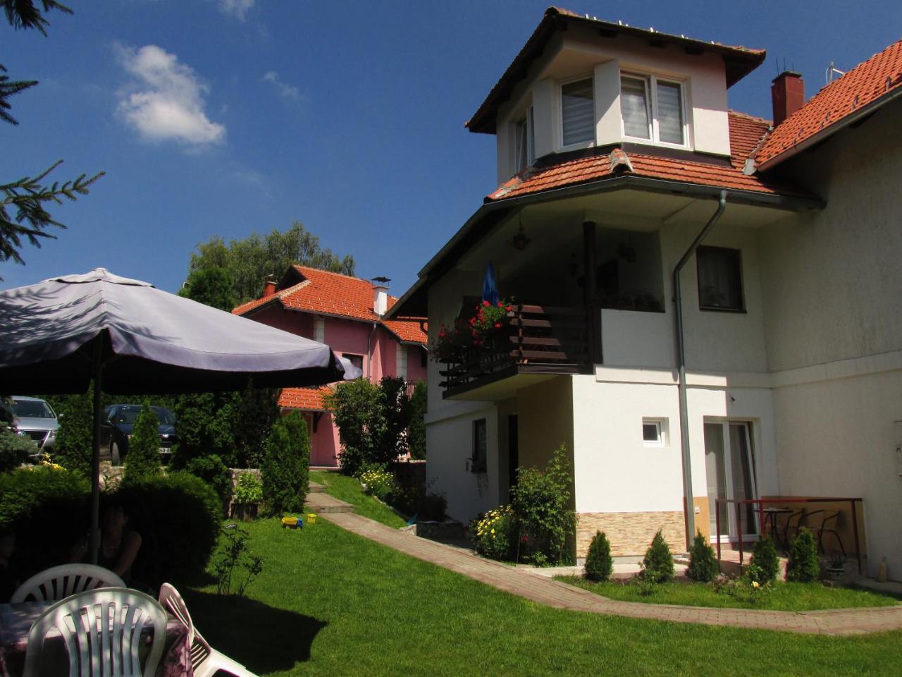 Apartmani Knezevic 兹拉蒂博尔 外观 照片
